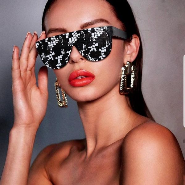 sunglasses oimg ladies personality snakeskin lens big frame trend design vintage uv400 outdoor, White;black
sunglasses oimg ladies personality snakeskin lens big frame trend design vintage uv400 outdoor, White;black