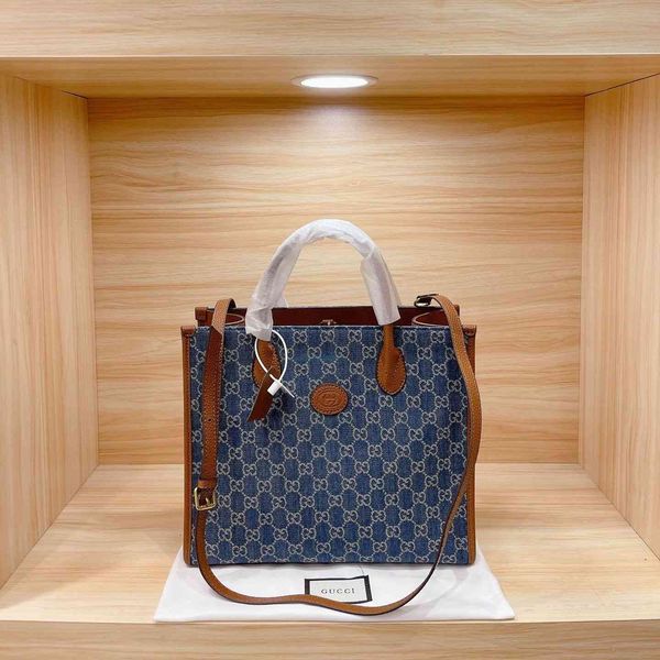 light luxury 2021 new trend fashion versatile women's bag leisure fashion one shoulder messenger handbag personality trend bag zmm zmm
light luxury 2021 new trend fashion versatile women's bag leisure fashion one shoulder messenger handbag personality trend bag zmm zmm