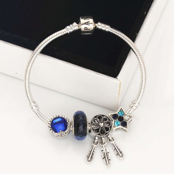 panduya bracelet, Black
panduya bracelet, Black