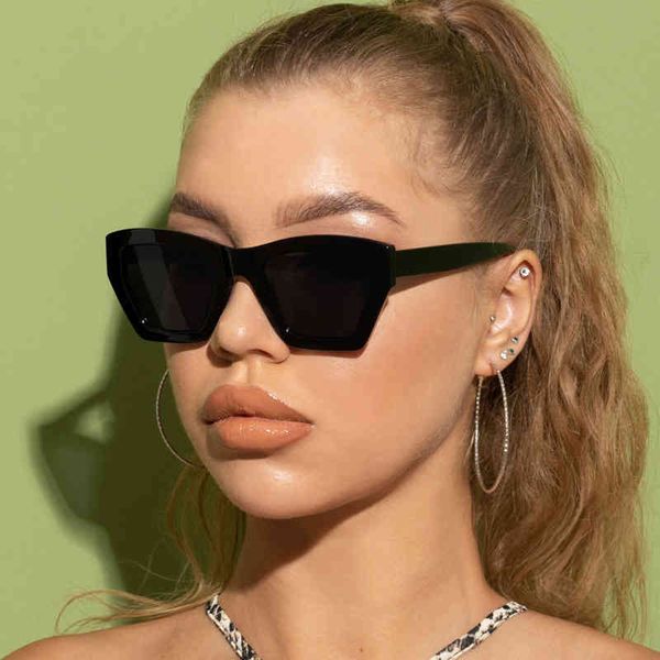 2021 new fashion colorful square sunglass women brand digner vintage summer sunglass women show shad ey the sun5btd, White;black
2021 new fashion colorful square sunglass women brand digner vintage summer sunglass women show shad ey the sun5btd, White;black