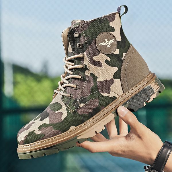 2022 new autumn winter ankle boot for men fashion casual canvas outdoor shoes men trekking unise high-camouflage boots men
2022 new autumn winter ankle boot for men fashion casual canvas outdoor shoes men trekking unise high-camouflage boots men
