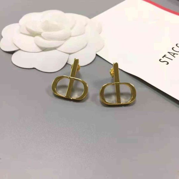 factory specials aa 2021 new classic letter home version earrings 925 needle versatile silver bsaf, Golden
factory specials aa 2021 new classic letter home version earrings 925 needle versatile silver bsaf, Golden