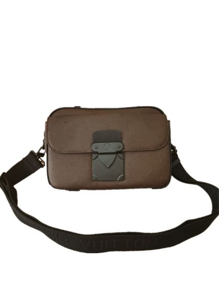 2020 new leather shoulder bag nylon handbag selling designer luxury wallet women's cross bag tramp wallet french bread
2020 new leather shoulder bag nylon handbag selling designer luxury wallet women's cross bag tramp wallet french bread