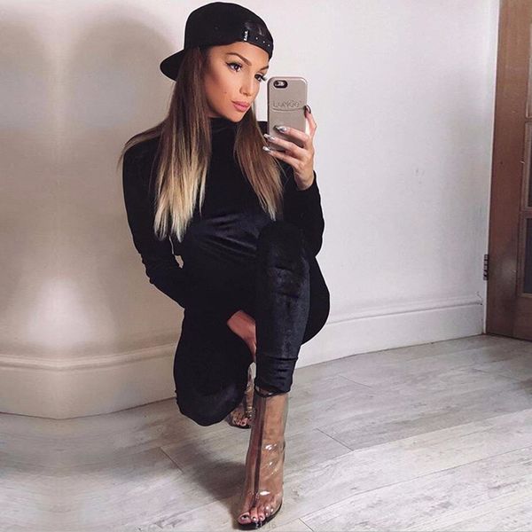 womens winter velvet tracksuit fashion trend hoodies pants two piece set long sleeve outfit designer female sporting suits, Gray
womens winter velvet tracksuit fashion trend hoodies pants two piece set long sleeve outfit designer female sporting suits, Gray