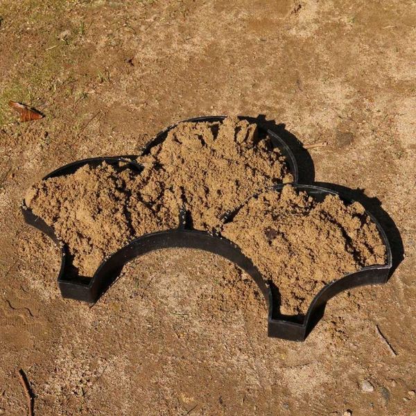 paving mould concrete floor stepping stone paver lawn patio yard garden diy walkway pavement molds promotion other buildings
paving mould concrete floor stepping stone paver lawn patio yard garden diy walkway pavement molds promotion other buildings