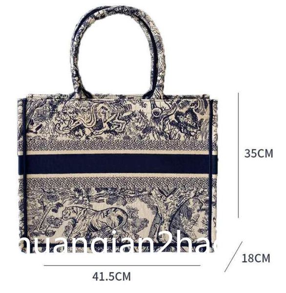 2020 new embroidered tiger pattern large capacity luxury big brand shopping bag handbag handbag handmade double-sided flower
2020 new embroidered tiger pattern large capacity luxury big brand shopping bag handbag handbag handmade double-sided flower