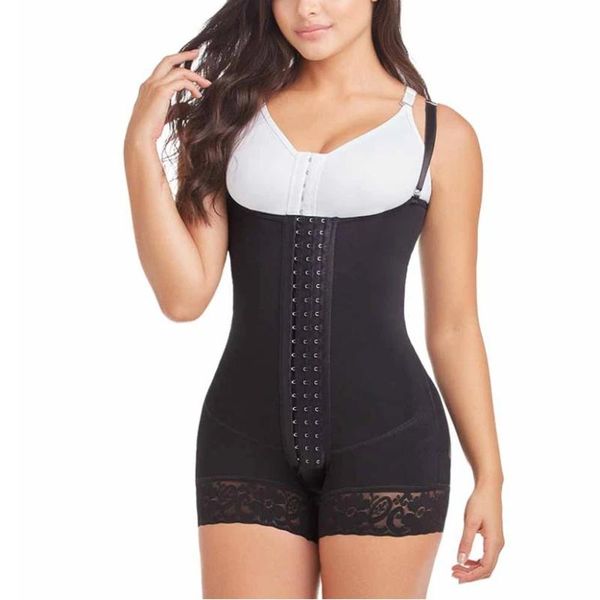 women's shapers bodyshaper bulifter open bust tummy control hook and eye closure adjustable thin shoulder strap lace shapewear, Black;white
women's shapers bodyshaper bulifter open bust tummy control hook and eye closure adjustable thin shoulder strap lace shapewear, Black;white