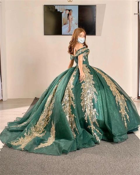 hunter green sequins quinceanera dresses with gold lace off shoulder beading sweet 16 party dress vestidos de 15 anos birthday gowns, Blue;red
hunter green sequins quinceanera dresses with gold lace off shoulder beading sweet 16 party dress vestidos de 15 anos birthday gowns, Blue;red