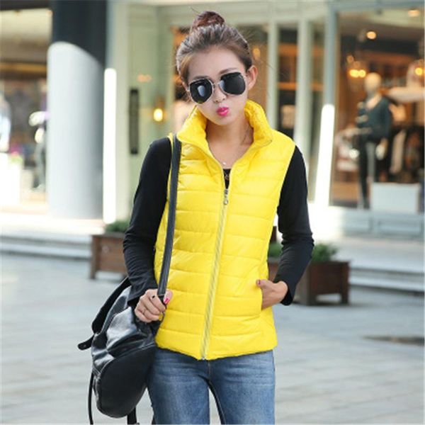 women's vests 2021 spring and autumn basic coat jacket fashion female short section slim vest, Black;white
women's vests 2021 spring and autumn basic coat jacket fashion female short section slim vest, Black;white