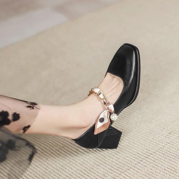 dress shoes 2021 women's pumps summer shallow mouth british style thick heel buckle pearl decoration mary jane single women, Black
dress shoes 2021 women's pumps summer shallow mouth british style thick heel buckle pearl decoration mary jane single women, Black