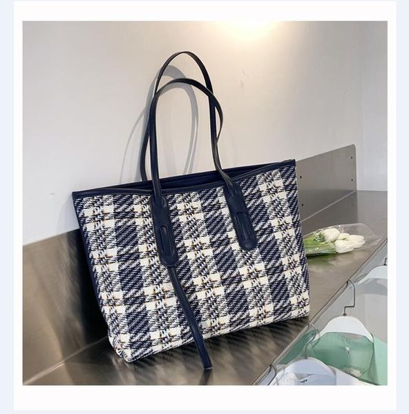 evening bags quality fashion women's handbag girl tote bag leisure lady canvas designer shoulder pouch shopping
evening bags quality fashion women's handbag girl tote bag leisure lady canvas designer shoulder pouch shopping