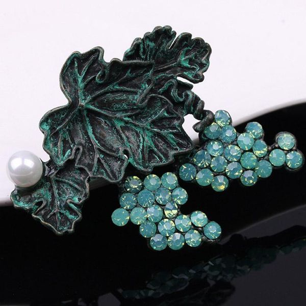 pins, brooches blucome fashion vintage green grapes for women 2021 vivid crystal pearl brooch pins hats accessories, Gray
pins, brooches blucome fashion vintage green grapes for women 2021 vivid crystal pearl brooch pins hats accessories, Gray