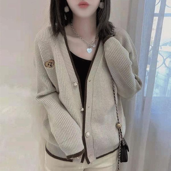 women's knits & tees autumn and winter long-sleeved v-neck knitted cardigan women 2021 fashion style loose sweater coat all-match, White
women's knits & tees autumn and winter long-sleeved v-neck knitted cardigan women 2021 fashion style loose sweater coat all-match, White