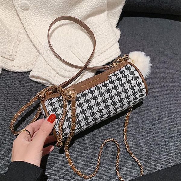 evening bags 2021 cylindrical underarm bag high-quality jacquard women's designer handbag mini shoulder messenger
evening bags 2021 cylindrical underarm bag high-quality jacquard women's designer handbag mini shoulder messenger
