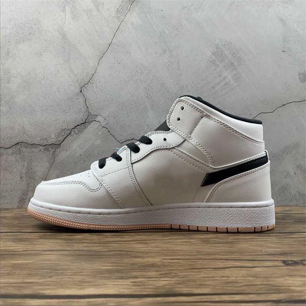 womens 1 i mid basketball shoes mens jumpman 1s white black designer sports sneakers size with
womens 1 i mid basketball shoes mens jumpman 1s white black designer sports sneakers size with