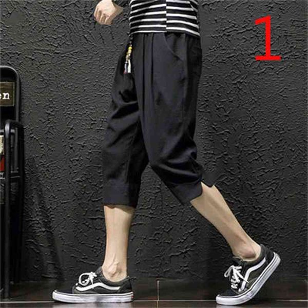shorts tide brand loose casual embroidery thin section large size trend cotton and linen beach five pants, White;black
shorts tide brand loose casual embroidery thin section large size trend cotton and linen beach five pants, White;black