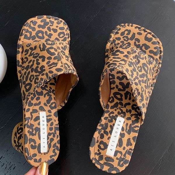 slippers women sandals 2021 summer flip flops square high heel fashion ladies outdoor slides woman leisure shoes, Black
slippers women sandals 2021 summer flip flops square high heel fashion ladies outdoor slides woman leisure shoes, Black