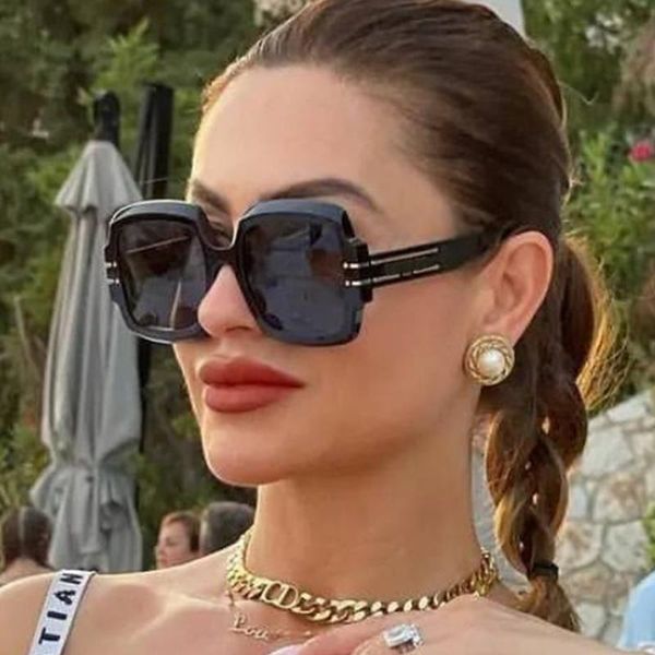 sunglasses trend brand women classic vintage square oversized sun glasses for fashion 2021 luxury retro zonnebril, White;black
sunglasses trend brand women classic vintage square oversized sun glasses for fashion 2021 luxury retro zonnebril, White;black