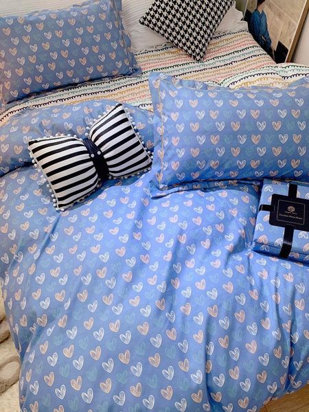 bedding sets autumn and winter small fresh four piece sheet quilt cover student dormitory set
bedding sets autumn and winter small fresh four piece sheet quilt cover student dormitory set