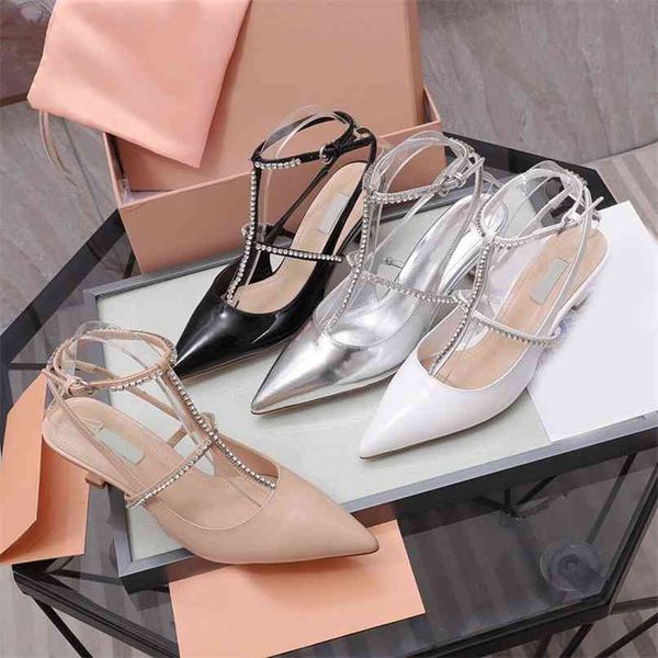 2021 bottomed 2021 flat new leather cat heel m flat bottomed water drill one word belt home back empty baotou sandal female yw 79ah, Black
2021 bottomed 2021 flat new leather cat heel m flat bottomed water drill one word belt home back empty baotou sandal female yw 79ah, Black