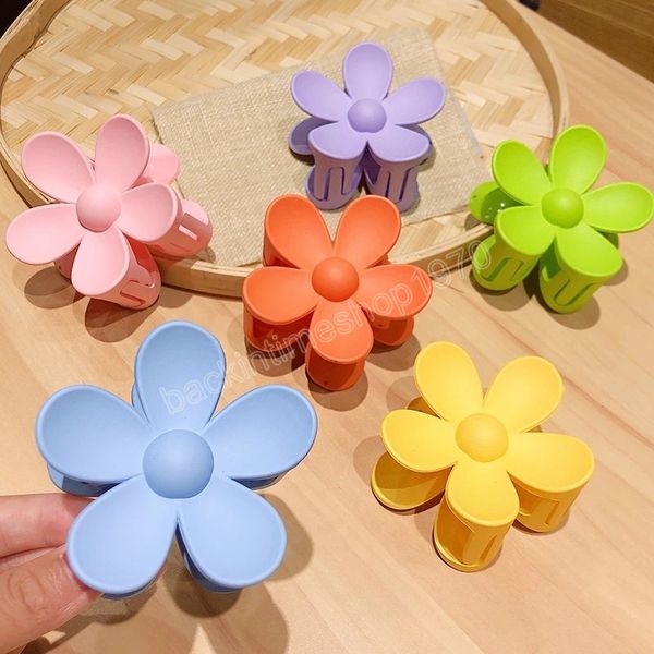 fashion big blue flower plastic hair claws pink hairdressing tool hair accessories for women party, Slivery;white
fashion big blue flower plastic hair claws pink hairdressing tool hair accessories for women party, Slivery;white