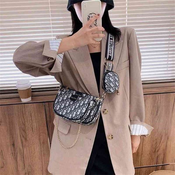 bag net red large capacity fashion trend women's foreign style canvas leisure one shoulder small square bag 50% clearance sale
bag net red large capacity fashion trend women's foreign style canvas leisure one shoulder small square bag 50% clearance sale