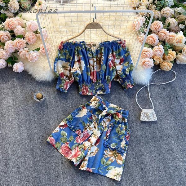 summer women off shoulder loose short sleeve blouse and shorts 2 piece set outfit female vintage floral casual suit women's tra, Gray
summer women off shoulder loose short sleeve blouse and shorts 2 piece set outfit female vintage floral casual suit women's tra, Gray