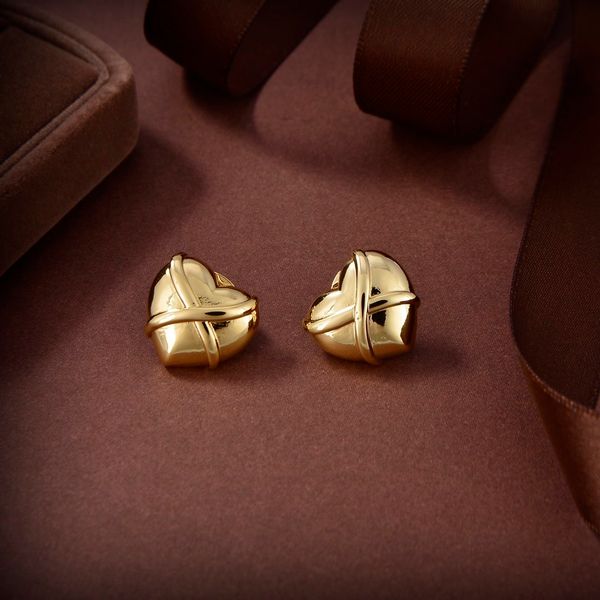 stud earrings designer love earring letter luxury jewelry gift party screw wedding couple fashion aa10, Golden;silver
stud earrings designer love earring letter luxury jewelry gift party screw wedding couple fashion aa10, Golden;silver