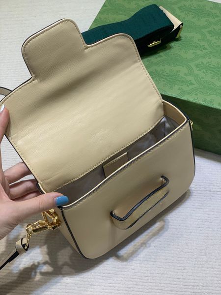 womens card holder casual design luxury handbags shoulder bags genuine leather and alloy women popular wallets trendy purses bag designer ha
womens card holder casual design luxury handbags shoulder bags genuine leather and alloy women popular wallets trendy purses bag designer ha