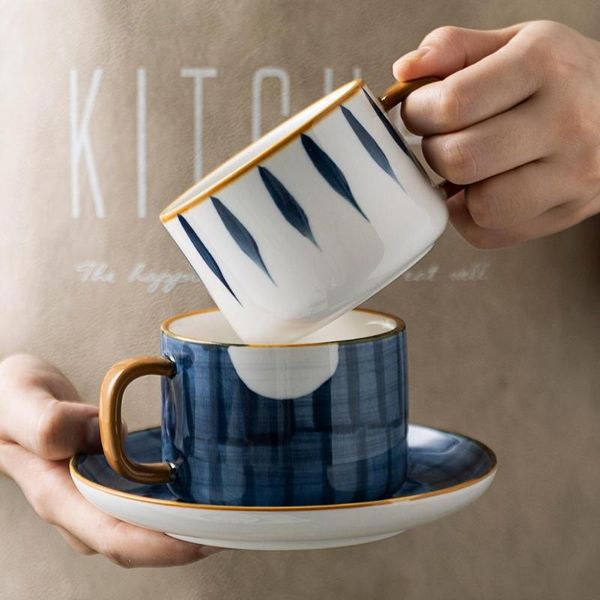 mugs 300ml japanese ceramic coffee cup set with saucer hand painted milk mug teacup dessert tray household microwave handgrip cups
mugs 300ml japanese ceramic coffee cup set with saucer hand painted milk mug teacup dessert tray household microwave handgrip cups