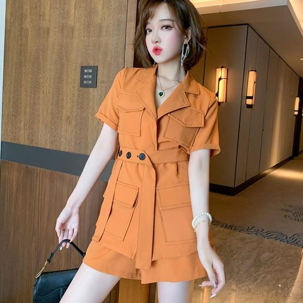 women's tracksuits elegant two piece set female 2021 summer office ol fashion notched short sleeve lace up blazer + casual shorts suit, Gray
women's tracksuits elegant two piece set female 2021 summer office ol fashion notched short sleeve lace up blazer + casual shorts suit, Gray
