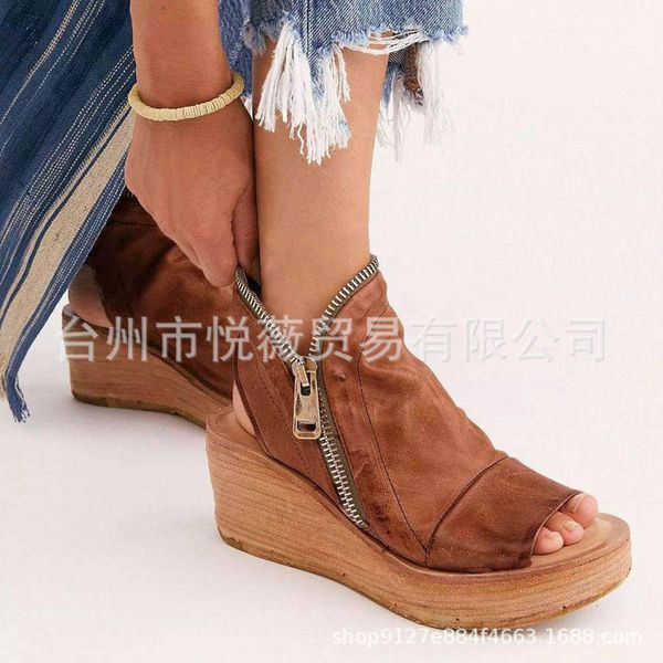 summer large low flat bottomed color matching buckle side air slope heel fish mouth fashion women's sandals, Black
summer large low flat bottomed color matching buckle side air slope heel fish mouth fashion women's sandals, Black