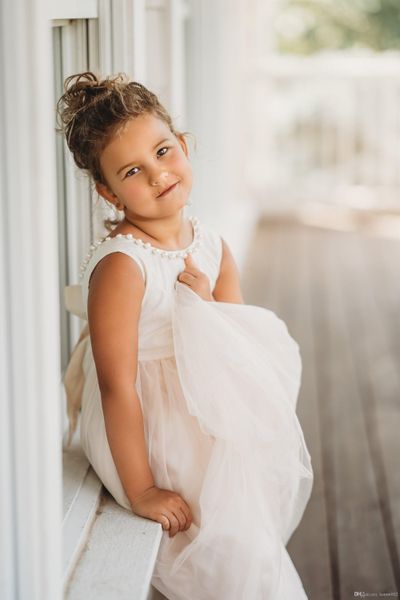 beige tulle skirt satin pearls communionpageant dresses for girls custom made, White;blue
beige tulle skirt satin pearls communionpageant dresses for girls custom made, White;blue