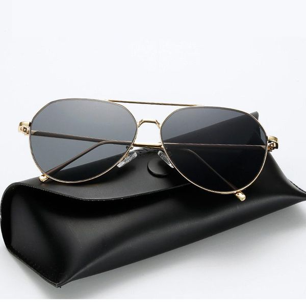 sunglasses mirror for women 2021 retro glasses women's metal points polit sun lunettes femme oculos uv400, White;black
sunglasses mirror for women 2021 retro glasses women's metal points polit sun lunettes femme oculos uv400, White;black