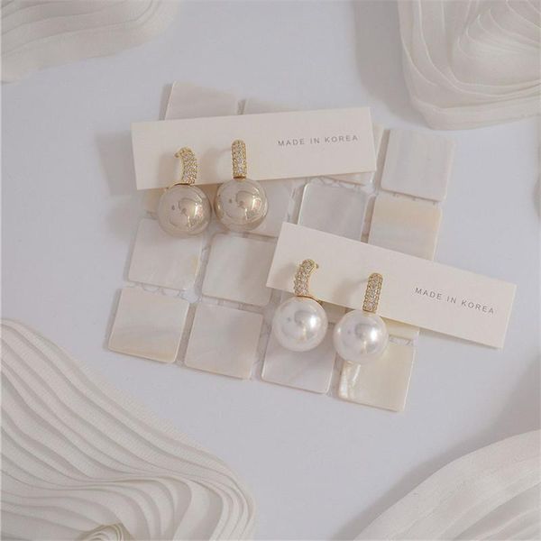 hoop & huggie fashion 14k gold temperament earrings for women bling zircon crystal pearl bridal wedding pendant jewelry, Golden;silver
hoop & huggie fashion 14k gold temperament earrings for women bling zircon crystal pearl bridal wedding pendant jewelry, Golden;silver