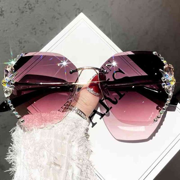 sunglasses fashion rimless summer uv400 eyewear 2021 est trendy women bling rhinestone sun glasses shades oculos a519, White;black
sunglasses fashion rimless summer uv400 eyewear 2021 est trendy women bling rhinestone sun glasses shades oculos a519, White;black