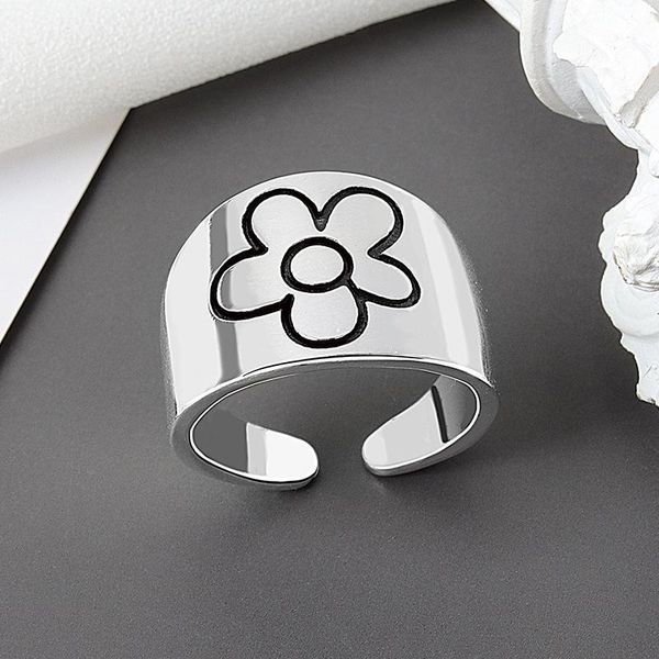 sterling silver simple glossy daisy flower ring small resh female fashion jewelry open prevent allergy wholesale cluster rings, Golden;silver
sterling silver simple glossy daisy flower ring small resh female fashion jewelry open prevent allergy wholesale cluster rings, Golden;silver
