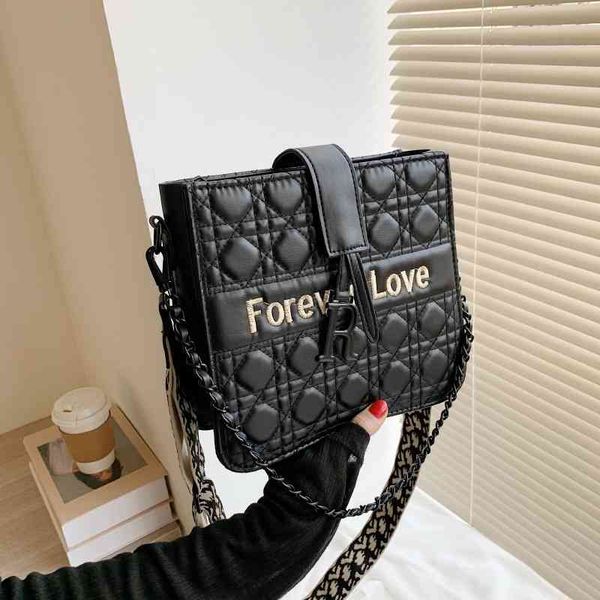 factory store 65% off clearance sale handbag ins small bag female 2021 simple sense red single shoulder style messenger, Black;red
factory store 65% off clearance sale handbag ins small bag female 2021 simple sense red single shoulder style messenger, Black;red