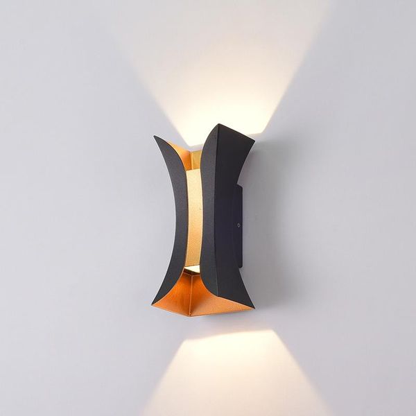 outdoor wall lamps up and down 10w led lamp simple die-cast aluminum high waterproof balcony corridor aisle courtyard door light
outdoor wall lamps up and down 10w led lamp simple die-cast aluminum high waterproof balcony corridor aisle courtyard door light