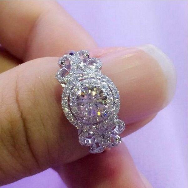 wedding rings huitan trendy women 2021 luxury female engagement jewelry unique design modern bride's marriage party, Slivery;golden
wedding rings huitan trendy women 2021 luxury female engagement jewelry unique design modern bride's marriage party, Slivery;golden