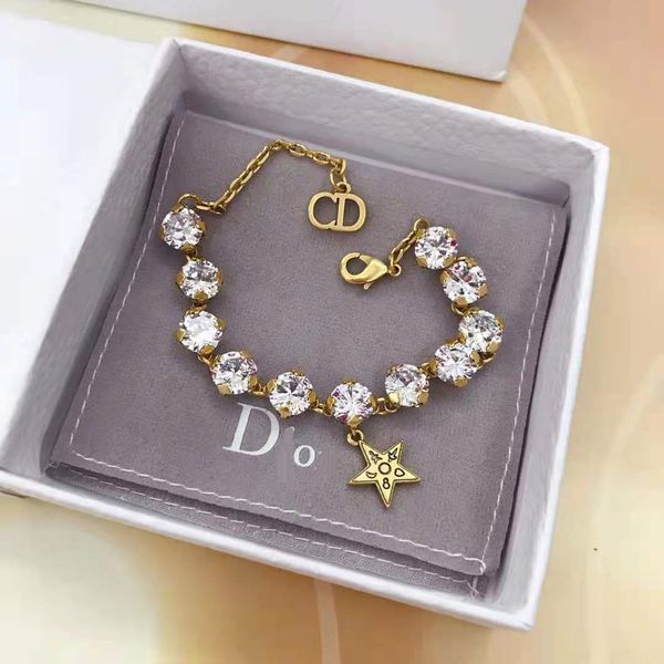 design jewelry /d home fashion letter female voice trembling red with the same tiktok bracelet accessories 05nc, Golden;silver
design jewelry /d home fashion letter female voice trembling red with the same tiktok bracelet accessories 05nc, Golden;silver