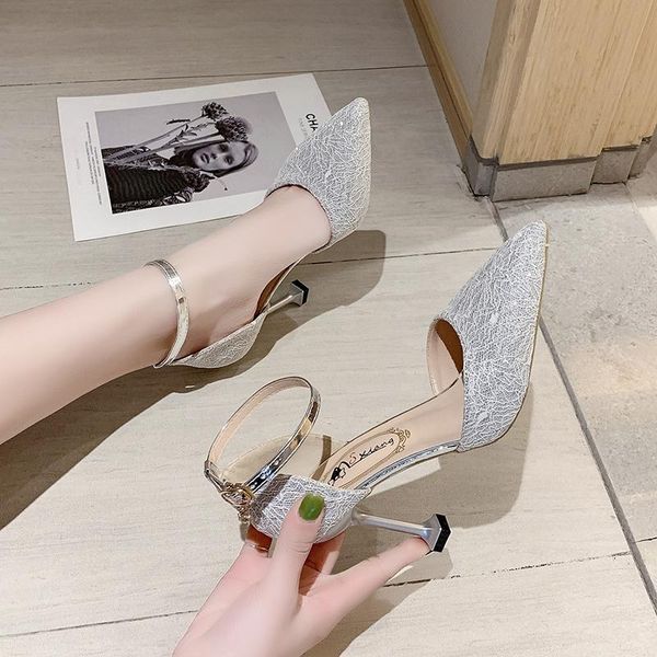 dress shoes 2021 women fashion pointed toe high heel lady red wedding heels with pearl deco female party zapatos, Black
dress shoes 2021 women fashion pointed toe high heel lady red wedding heels with pearl deco female party zapatos, Black