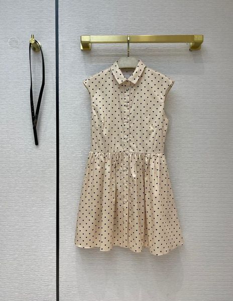 casual dresses fashion 2021 women sleeveless lapel small love print dress 0318, Black;gray
casual dresses fashion 2021 women sleeveless lapel small love print dress 0318, Black;gray