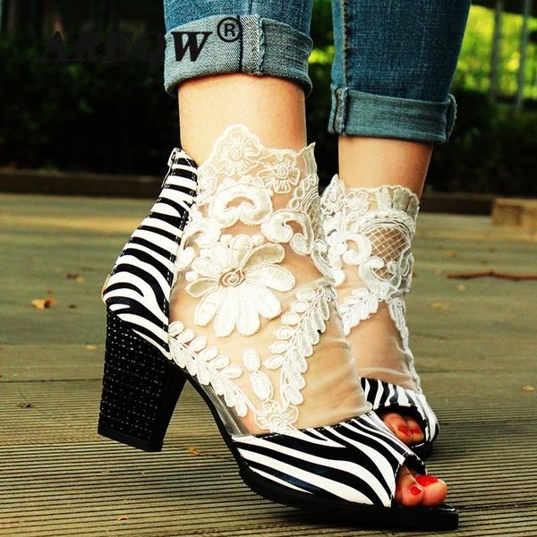 dress shoes sandals woman lotus roman style flower wedge cover heel casual black vogue women summer
dress shoes sandals woman lotus roman style flower wedge cover heel casual black vogue women summer