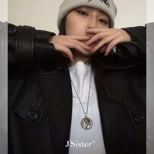 pendant necklaces 2021 ins trend dark sun moon trendy wild necklace for men and women, Silver
pendant necklaces 2021 ins trend dark sun moon trendy wild necklace for men and women, Silver