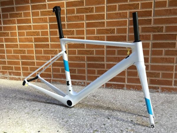 bike frames 2021 color fasterway classic high end design direct brake full white with blue carbon road frame,can do customlized painting
bike frames 2021 color fasterway classic high end design direct brake full white with blue carbon road frame,can do customlized painting