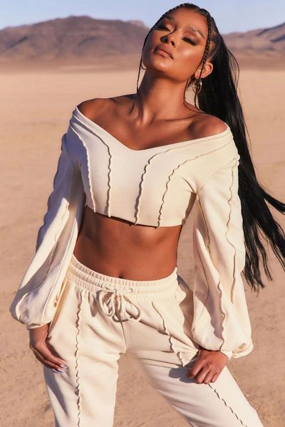 women's two piece pants sweety lady street wear v-neck long waistless shorts leisure suit, White
women's two piece pants sweety lady street wear v-neck long waistless shorts leisure suit, White