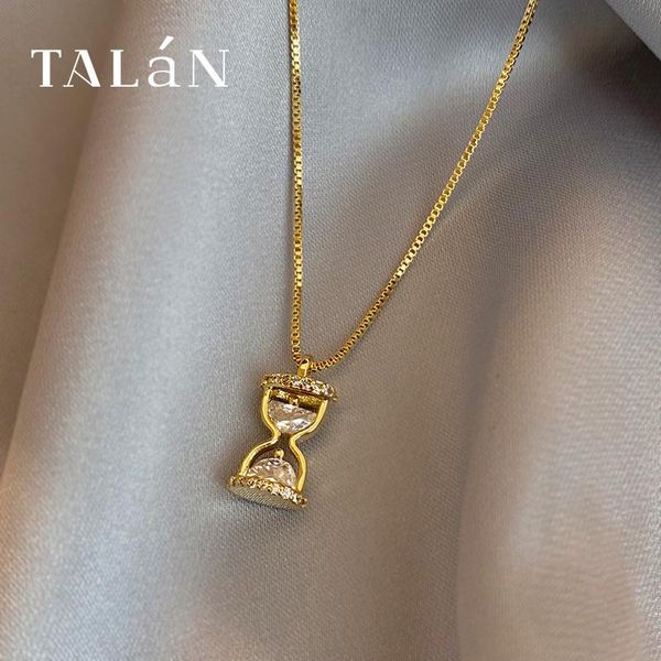 pendant necklaces exquisite zircon alloy hourglass classic design necklace to taste individual female party net red jewelry gift, Silver
pendant necklaces exquisite zircon alloy hourglass classic design necklace to taste individual female party net red jewelry gift, Silver