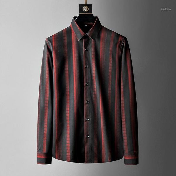 men's casual shirts 2021 autumn male luxury long sleeve vertical stripe business mens dress fashion slim fit man, White;black
men's casual shirts 2021 autumn male luxury long sleeve vertical stripe business mens dress fashion slim fit man, White;black