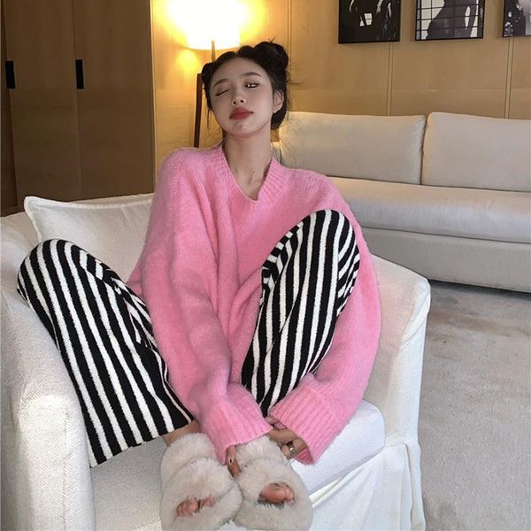 women's two piece pants spring autumn fashion knitted set round collar long sleeve sweater + stripe tracksuit, White
women's two piece pants spring autumn fashion knitted set round collar long sleeve sweater + stripe tracksuit, White